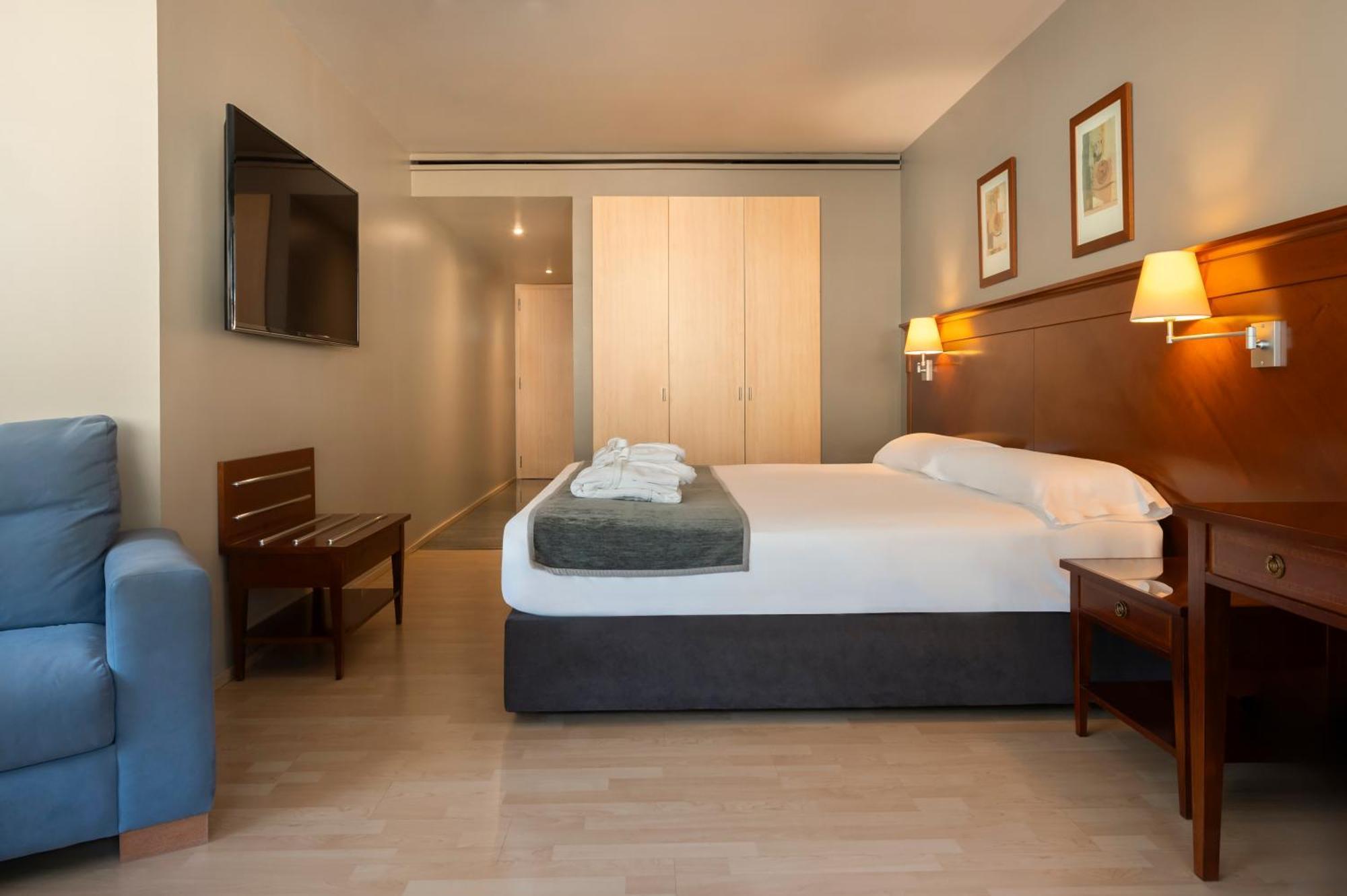 Hesperia Andorra Hotel Exterior photo